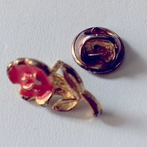 Tie tack hat pin vintage flower